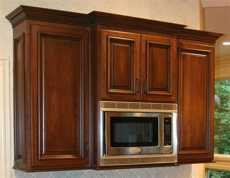 Before and after kitchen added crown molding new taller cabinet. Kitchen trends: Kitchen Cabinet Crown Molding
