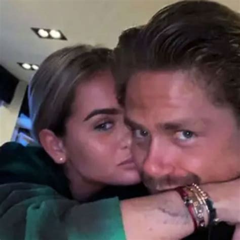 Hazes haalt dan zijn relatie aan met sarah van soelen, die volgens de zanger momenteel nog puur vriendschappelijk is. DIT MOET JE EVEN ZIEN VAN ANDRE HAZES EN SARAH VAN SOELEN ...