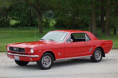 1966 Ford Mustang Nice Red 289 V8 Car Fun Pony Car See Video Stock