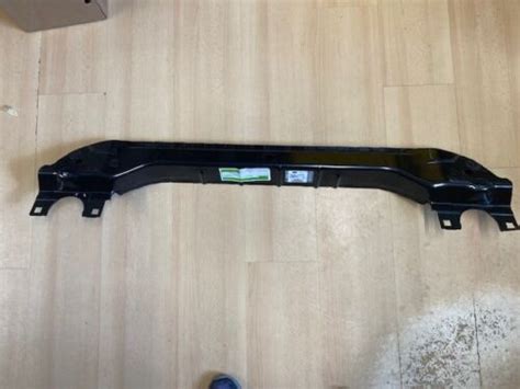 Land Rover Discovery Iv L319 Front Cross Member Support Lr016865 New