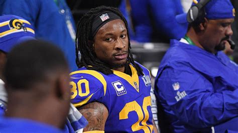 todd gurley wants people to stop putting this bad energy on my knee sporting news
