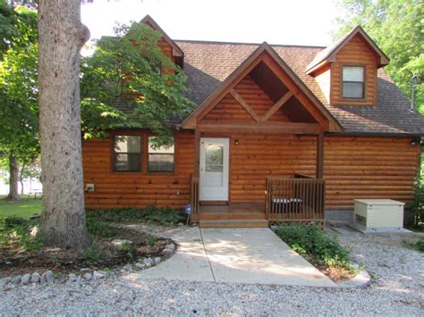 Our lake view cabins are situated a … Twin Oaks Lake Front Cabin on Table Rock Lake UPDATED 2020 ...