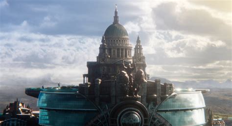 In the opening scene, when the town of salzhaken is trying to escape london, it makes a. Mortal Engines - Official Trailer 2 - IGN.com