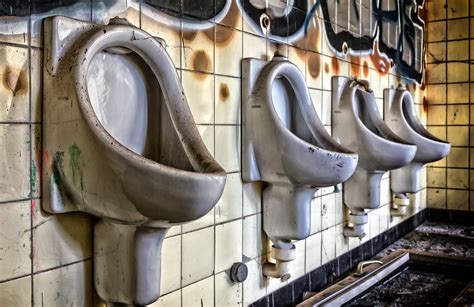 Grondige Renovatie Openbaar Toilet In Binnenstad Steenwijk