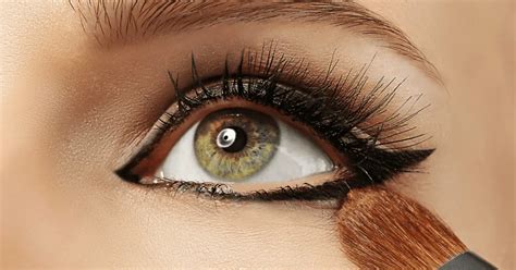 Master How To Do Fox Eyeliner Tips For Every Eyeshape Dappered Chic