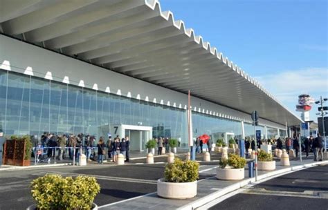 Aeroporto Di Roma Fiumicino Leonardo Da Vinci
