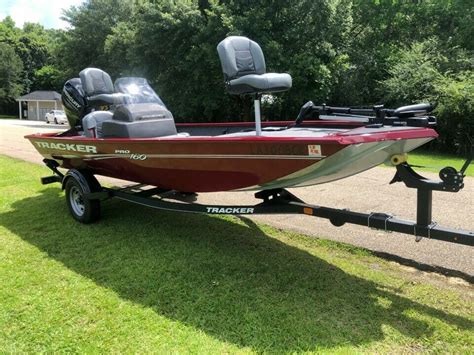 2019 Bass Tracker Pro 160 With 40hp Mercury Under 10 Hours Bass