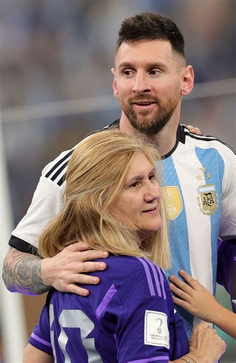 Emotional Lionel Messi Celebrates World Cup Final Win With Wife