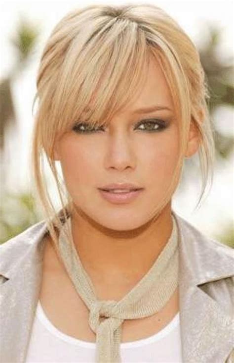 A large chunk of your hair has to be cut to create a style like this one. 101 Classic Side Swept Bangs For Every Type Of Hair ...