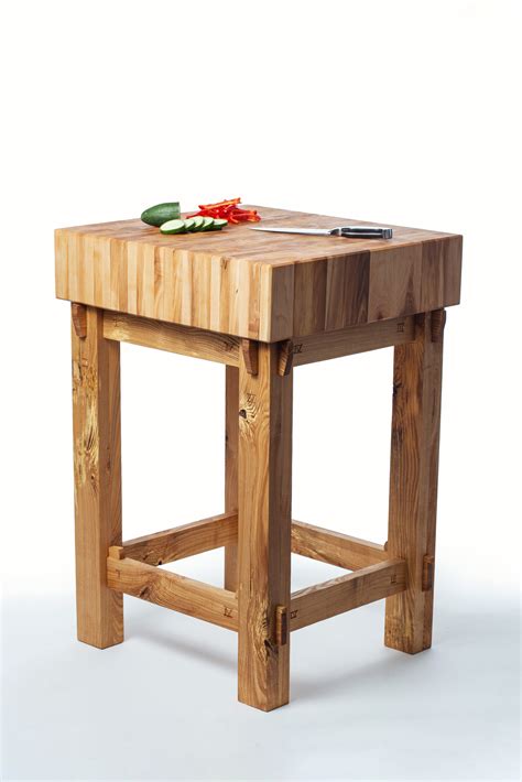 A great selection of butcher block countertops, kitchen islands, cutting boards, butcher block islands, stainless steel butcher block counter top, wood this type of butcher block is easier to produce, is more affordable, and is used in countertops, table tops, work benches and 95% of the products. Butcher Block Table - ENGER GROVE