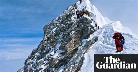 Mount Everests Hillary Step Is Still There Say Nepalese Climbers
