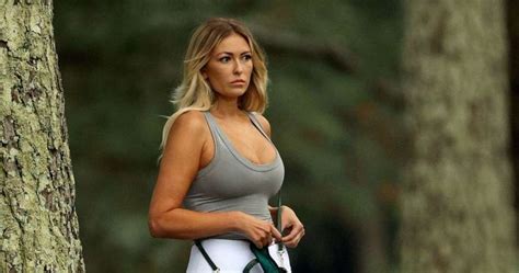 Paulina Gretzky All The Best Photos Over The Years Paulina Gretzky