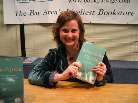 Julie Powell with her book | Julie Powell of the Julie 