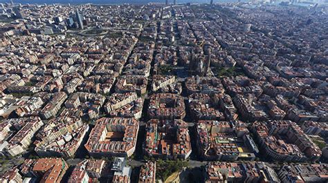 Un listado de ciudades que visitar en europa tiene que tener a barcelona entre las elegidas. Urbanismo para los barrios | Ecología, Urbanismo y Movilidad