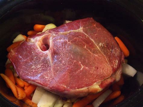 Pour soup mixture on top of roast so it is well coated. Sirloin Tip Oven Roast Crock Pot Recipe | Besto Blog