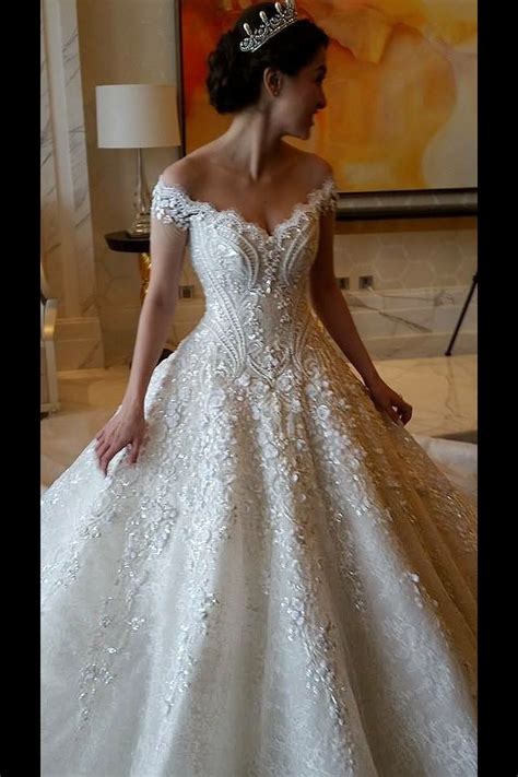 Marian Rivera S Gown Made By Michael Cinco Kleider Hochzeit Hochzeit Braut