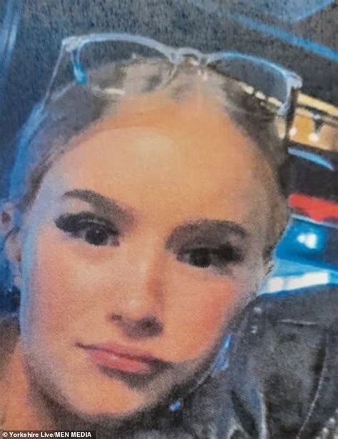 Police Search Desperately For 14 Year Old Girl Last Seen In West Yorkshire