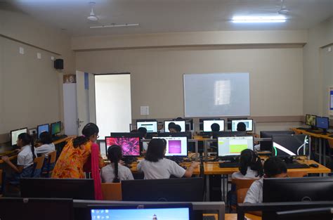 Computer Labs The St Kabir Indian International Cbse School Vadodara