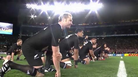 世界上最有气势的舞蹈开场！ 新西兰橄榄球赛场的毛利战舞腾讯视频