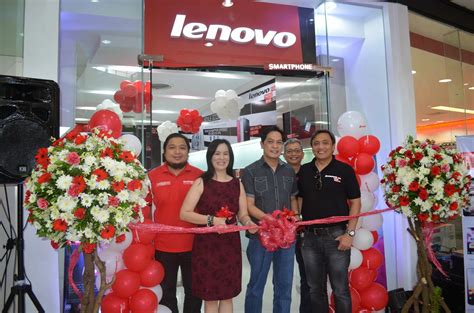 Lenovo Grows Smartphone Market Share Opens New Concept Store In Iloilo