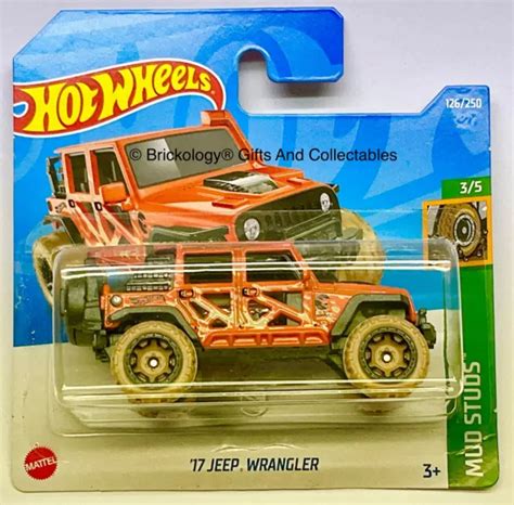 Hot Wheels Treasure Hunt 2022 17 Jeep Wrangler Orange Tan Short Card By