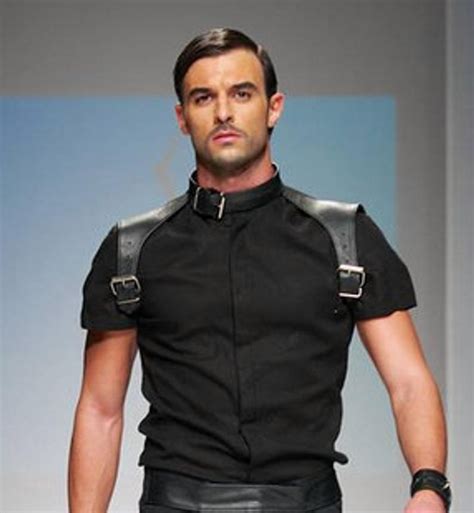 Mens Leather Shoulder Harness Black Etsy Harness Fashion Leather