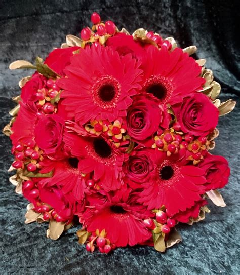 Sandras Flower Studio Gerbera Wedding Bouquets