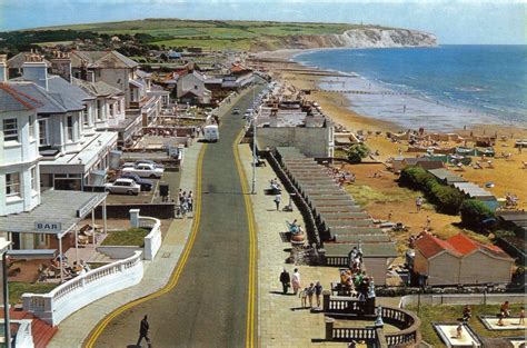 Postcards And Viewcards 1970s Postcard Of Sandown Isle Of Wight