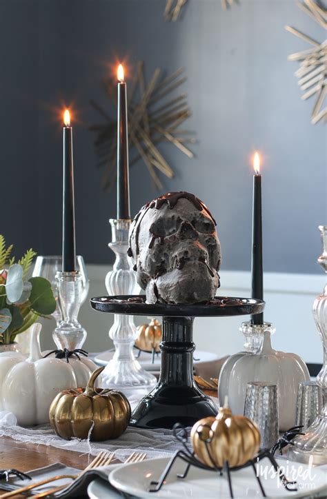 Hang in on a door for some festive halloween decor! Haunted Halloween Table Decor Ideas