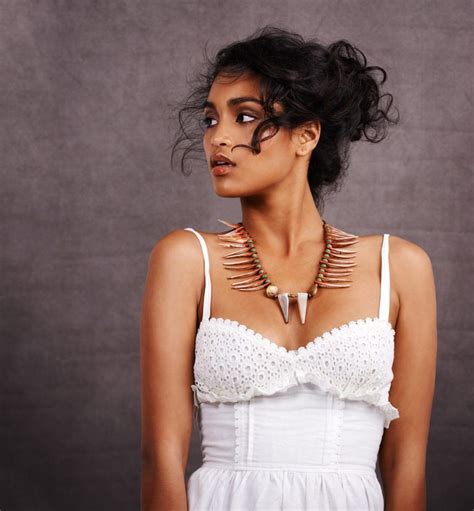 There are times when you cba to wash your hair after a workout. 15 Super Quick and Easy Hairstyles for Greasy Hair