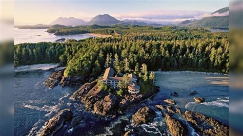 9 Out Of The Top 10 Resorts In Canada Are In British Columbia Pacific