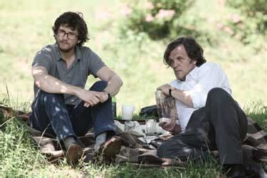 O caso farewell) é um filme francês de 2009, dos gêneros drama, espionagem e suspense, dirigido por christian carion, com roteiro baseado na história do alto funcionário soviético vladimir vetrov. El caso Farewell foto de la película / 3 de 5