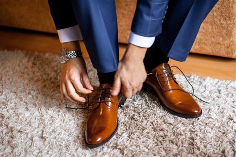 which color of shoes to wear with your suit a complete style guide the good men project