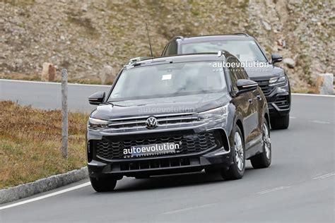2023 Volkswagen Tiguan Spied For The First Time Has Deceiving