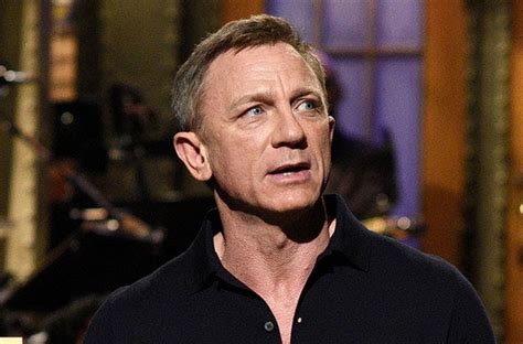 Daniel craig is the cover star of gq usa's april 2020 issue. Saturday Night Live: Daniel Craig & the Weeknd March 7, 2020