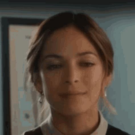 Joana Burden Of Truth Gif Joana Burden Of Truth Netflix Descubre Y Comparte Gif