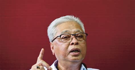 Ismail dalam satu posting hari ini berkata, beliau dapat merasa nasi kegemaran beliau yang dibelinya di gerai tepi jalan dalam perjalanan beliau ke pejabat itu. Bicara saman fitnah Ismail Sabri pada 1 Oktober depan ...