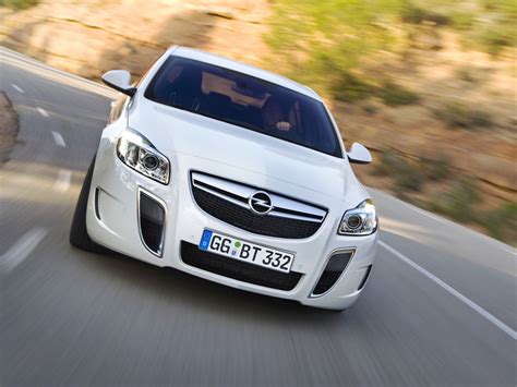 During the last ten years, almost 1.2 million units of both. OPEL Insignia OPC specs & photos - 2009, 2010, 2011, 2012, 2013, 2014, 2015, 2016, 2017, 2018 ...
