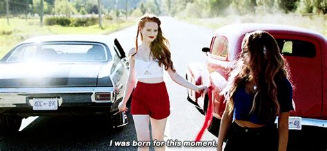 The official video depicts the mental anguish they suffer at the hands of… Riverdale - Recensione 2x06 | The Redheads Diaries