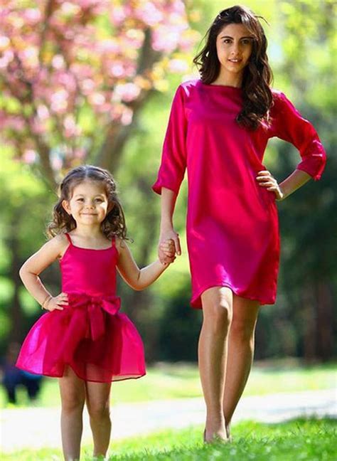 Pin By Ana Maria On Vestuário Feminino Mother Daughter Outfits