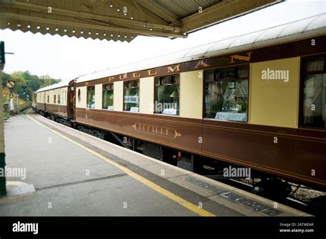 Lucille Carriage British Pullman Hi Res Stock Photography And Images