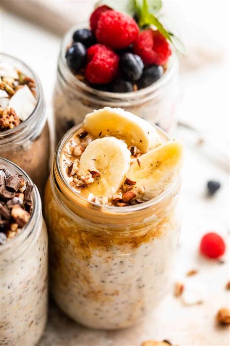The jar has to be shaken for good mixing and then combined with a spoon. Low Calories Overnight Oats Recipe : 1 : Like eating dessert for breakfast without any guilt ...