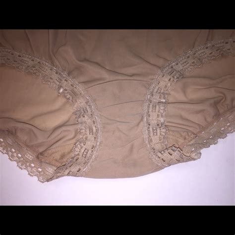 Olga Intimates And Sleepwear Nwt Olga Nylon Lace Top Rear Seam Panties
