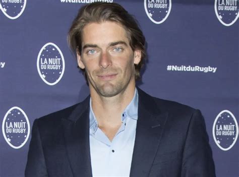 Photos Camille Lacourt Son Sourire A Fait Des Ravages Aux Galeries Lafayette à Paris