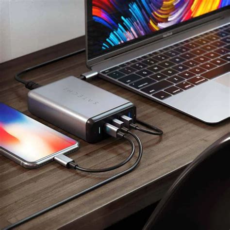 Satechi Outs Usb C Multiport Travel Charger For Android Phones Ces 2018
