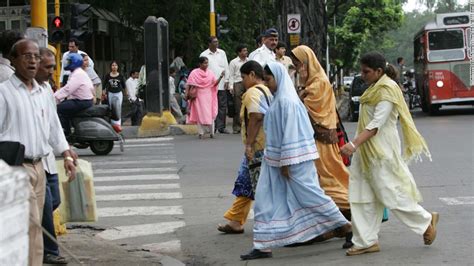 A Womans Right To Traffic Lights Mumbai Gets Countrys First Female