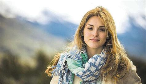Isabelle Drummond será filha de Claudia Abreu e Murilo Benicio em novela TV Foco