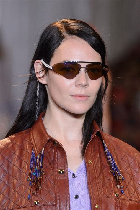 All The Best Statement Sunglasses From The Spring 2018 Runways