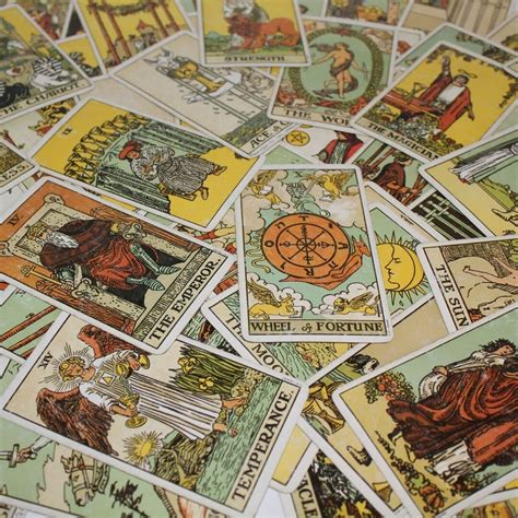 How To Do A 12 Month Tarot Reading For The New Year — Jass Author