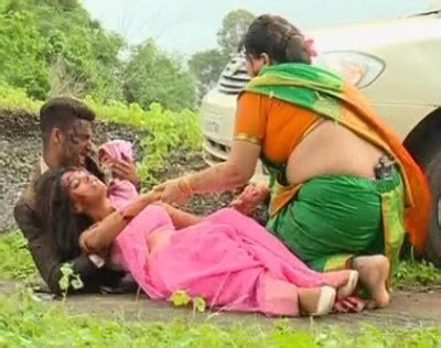 For more info log on to: Jamai Raja Sid-Roshni handover their son to Gangubai ...